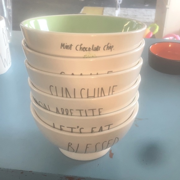 6 Rae Dunn Bowls lot